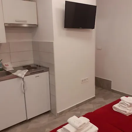 Apartment Studio Ana Zadar