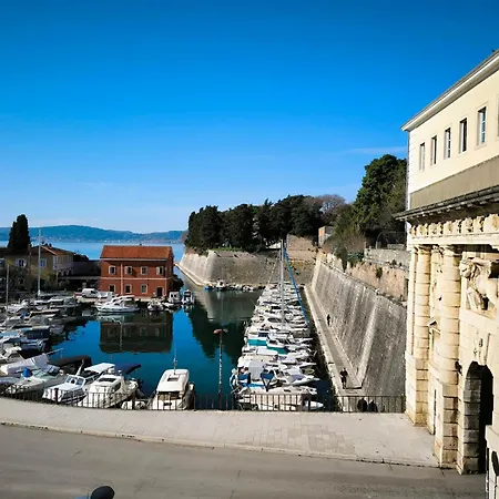 Apartment Studio Ana Zadar