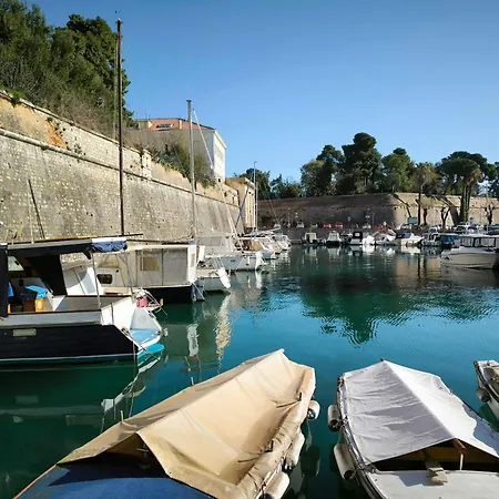 Apartment Studio Ana Zadar